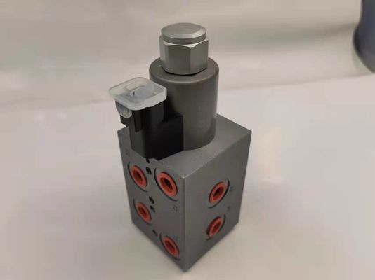 21MPa カスタマイズされた液圧電磁弁 8 Way 2 ポジション 210bar 圧力